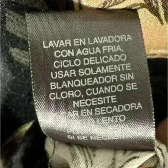 St Johns Bay Island Style 90s Hawaiian Shirt Size L BLK 100% Rayon Short Sleeves - Picture 4 of 6